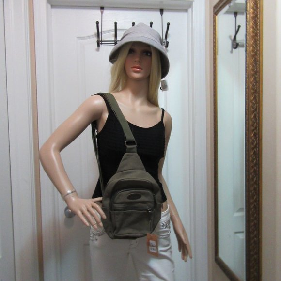 Brand New Boutique Smaller Canvas back Pack purse  Green see picture measurement - Picture 7 of 8